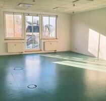 Büro Stadtmitte 1 oder 2 Räume - 560,00 EUR Kaltmiete, ca.  9,50 m² in Kulmbach (PLZ: 95326) Blaich