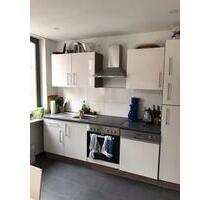 3 Zi Wohnung - 890,00 EUR Kaltmiete, ca.  84,00 m² in Nürnberg (PLZ: 90478) Gleißhammer