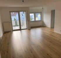 2-Zimmer Wohnung mit seitlichem Seeblick in der Melm zu vermieten - Ludwigshafen am Rhein Ludwigshafen-Oggersheim