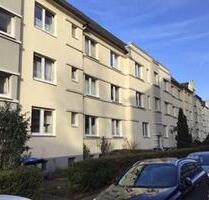 Hier fühlen Sie sich wohl: renovierte 2-Zimmer-Wohnung sofort anmietbar! - Lübeck Sankt Lorenz Nord