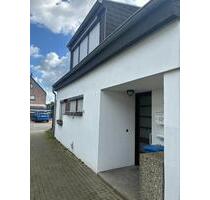 Erstbezug n. Sanierung: EFH + Garten & 2 opt. Garagen MG Rönneter - Mönchengladbach Nord