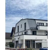 Exklusive 4-Zimmer-Wohnung mit Garten - Germering