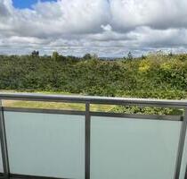 2-Zimmer-Wohnung mit Balkon, Aufzug und Ausblick - Thale