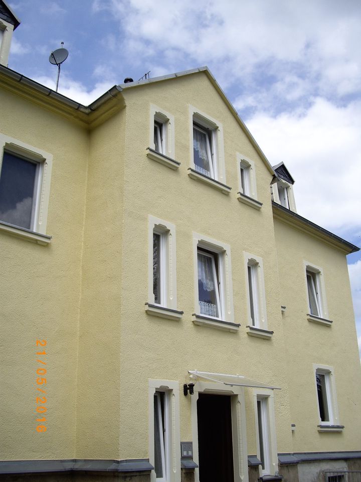 kleine 2 - Raum WE , DG - 209,00 EUR Kaltmiete, ca.  44,00 m² in Bischofswerda (PLZ: 01877)