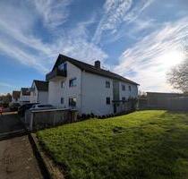 Möblierte 1-Zimmer Wohnung mit Balkon und Pkw-Stellplatz - Untergruppenbach