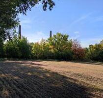 Entwicklungsfähiges Areal 15 Min. westlich von Dresden