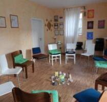 Praxisräume zu vermieten - 300,00 EUR Kaltmiete, ca.  84,00 m² in Würzburg (PLZ: 97084) Heuchelhof