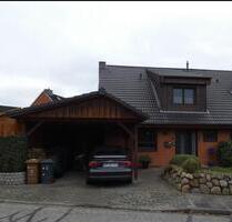 Großzügige Doppelhaushälfte, gehobene Ausstattung - Osterrönfeld