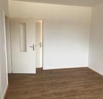 Schöne 2-Zimmer Wohnung mit neuen Bodenbelägen zu vermieten - Bad Hersfeld