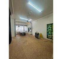 Atelier Büro Ladenfläche - 825,00 EUR Kaltmiete, ca.  35,00 m² in Berlin (PLZ: 12051) Neukölln