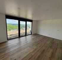Exklusiver Neubau, 2 ZKB Wohnung in Neunkirchen Nähe Siegen