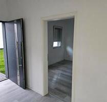 Hof Haus kernsanierte - 1.400,00 EUR Kaltmiete, in Römerberg (PLZ: 67354)