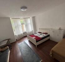 3-Zimmer-Wohnung befindet sich im 1. Obergeschoss - Essen Frillendorf