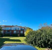 voll möblierte 1-Zimmer-Whg mit Balkon, Einbauküche u. Stellplatz - Prohn