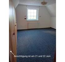 Biete Häuschen zur Miete - 900,00 EUR Kaltmiete, ca.  90,00 m² in Wesselburen (PLZ: 25764)