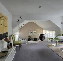 Stylische, voll möblierte Wohnung auf 2 Ebenen in München