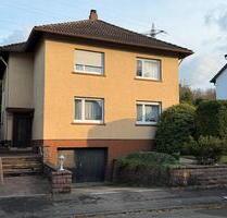 Freistehendes 1-2-Familienhaus mit großem Grundstück - Gaggenau