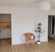 Neubezug: Helle 2-Zimmer-Wohnung mit großem Balkon - Würzburg Lindleinsmühle