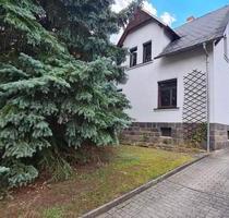 Doppelhaushälfte - 125.000,00 EUR Kaufpreis, in Fraureuth (PLZ: 08427)