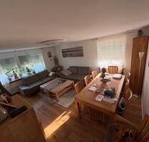 Schöne 3 Zimmer Wohnung 80qm mit Stellplatz Kernsaniert Neuwertig - Ulm Obertalfingen