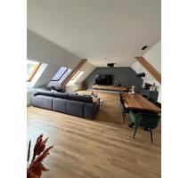 Moderne 3-Zimmer Wohnung mit Dachterrasse und Doppelgarage - Schwalmstadt