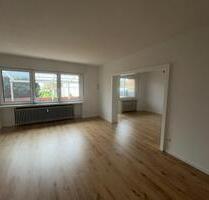 3,5 Zimmer-Wohnung + Garten,Terrasse,Garage,Carport,3 Kellerräume - Lippstadt Overhagen