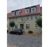 Wohnung Markt 11, 52,55 Quadratmeter, 80,6 und 79,6 Quadratmeter - Jessen (Elster)