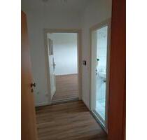 Schöne 2 Zimmer Wohnung zu vermieten!! - Maxhütte-Haidhof
