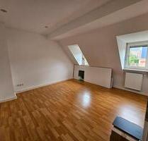 4-Zimmer-Wohnung 85 m² inkl. Dachboden in Nürnberg-Zerzabelshof
