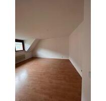 Dachgeschosswohnung im Herzen von Würselen
