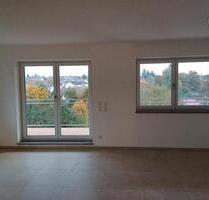 2-Raum-EtagenwohnungWohnung mit EBK und großem Balkon - Isen