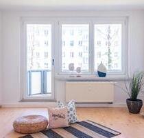 In ruhiger Seitenstraße gelegene 3-Raum-Whg. mit Balkon - Chemnitz Helbersdorf