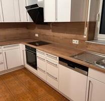 Attraktive 4 ZKb Wohnung mit großem Balkon im 1. Obergeschoss - Zweibrücken