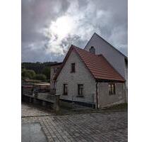 Renovierungsbedürftiges kleines Einfamilienhaus im Steigerwald - Oberaurach