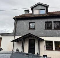 Doppelhaushälfte - 255.000,00 EUR Kaufpreis, in Idar-Oberstein (PLZ: 55743)