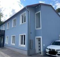 Große 4-Zimmer-Wohnung – perfekt für WG, 170 m² - Regensburg Gallingkofen