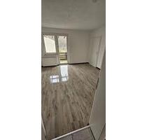 Gemütliche 3 Zimmer mit Balkon im 1. OG, Diemelsee-Adorf, Sudetenstraße 16, NEU RENOVIERT