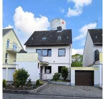 Alleinstehendes Reihenhaus mit 7 Zimmern. - Germersheim