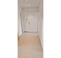 Helle renovierte 3 Zimmer Wohnung, EBK. Balkon in Dessau Zentrum - Dessau-Roßlau