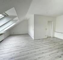 Renovierte 2-Zimmer DG-Wohnung in zentraler Lage von Simmerath