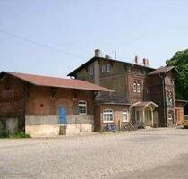 Große 4-Zimmer Wohnung im 1.OG mit Eckbadewanne zu vermieten, direkt vom Eigentümer. - Eilenburg