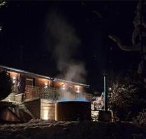 Ferienhaus 1000 Berge Winterberg-Niedersfeld mit Hot Tub & Kamin - Schmallenberg