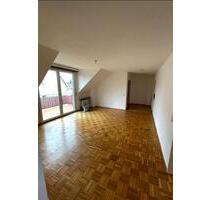 3,5 Zimmerwohnung mit Einbauküche, Balkon 1 und PKW Stellplatz - Mannheim Fahrlach