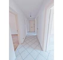 70 m² Traumwohnung mit Balkon - Neu saniert mit Gartenidylle - Ingolstadt Nordost