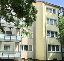 Schicke 3-Zimmer-Wohnung mit Tageslichtbad und XXL-Balkon - Hannover Herrenhausen-Stöcken