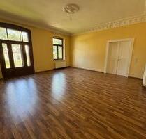 2 Wohnungen in einer! 147qm, Balkon - Villa - Top Lage! - Reichenbach im Vogtland