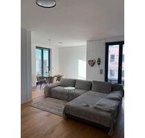 Helle und moderne 87qm Wohnung mit Balkon, Jacuzzi - Berlin Rummelsburg