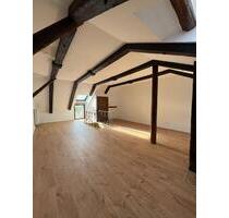 Lichtdurchflutete Maisonettewohnung nähe Hauptbahnhof und Aachen Innenstadt