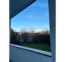 Erstbezug nach Komplettsanierung - 3-Raum-Wohnung Balkon EG - Essen Stadtbezirk II