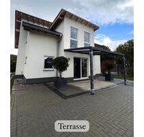 Haus zum Verkauf - 369.000,00 EUR Kaufpreis, ca.  110,00 m² in Idar-Oberstein (PLZ: 55743)